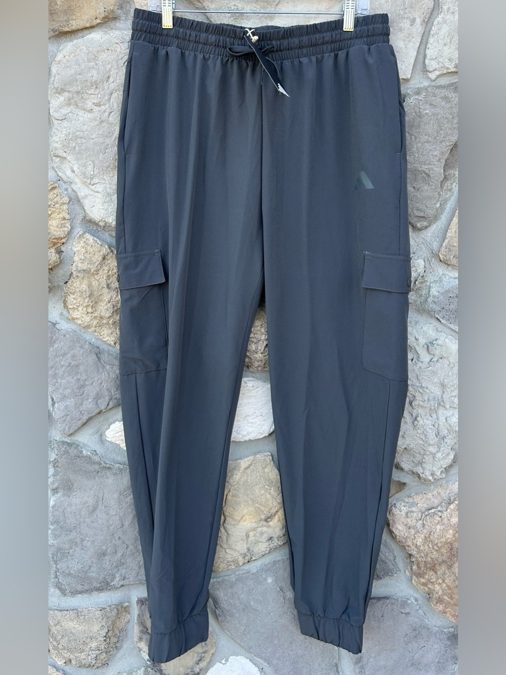 NEW Adidas Woven Cargo Pants Womens Size L Gray Performance Joggers Athleisure